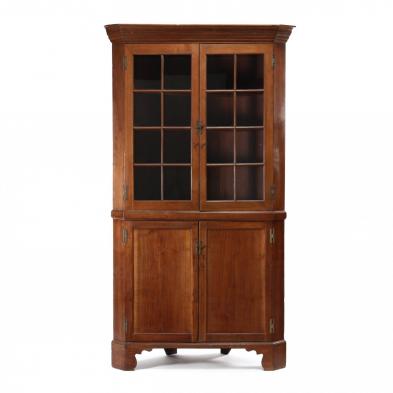 north-carolina-chippendale-walnut-corner-cupboard