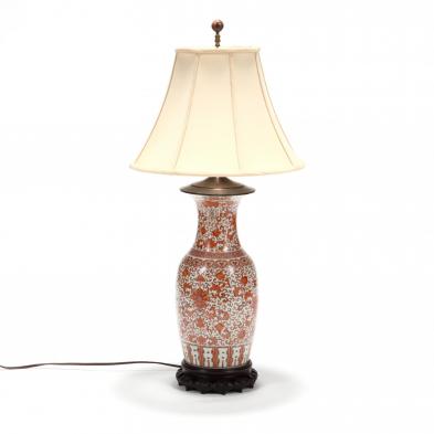 a-chinese-iron-red-peony-porcelain-table-lamp