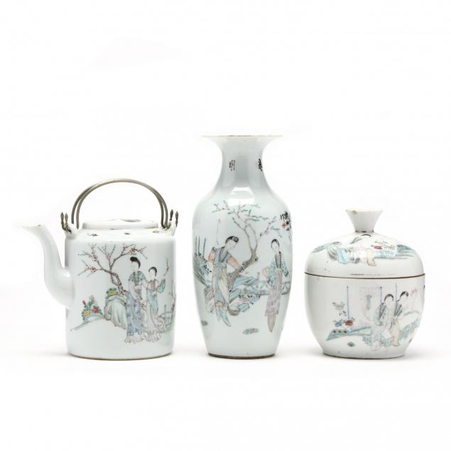 three-chinese-republic-period-pieces-of-porcelain