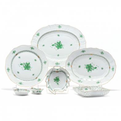 a-selection-of-seven-herend-green-bouquet-serving-pieces
