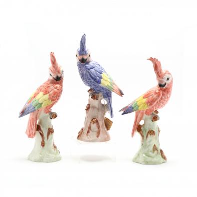 three-large-chelsea-house-ceramic-parrots