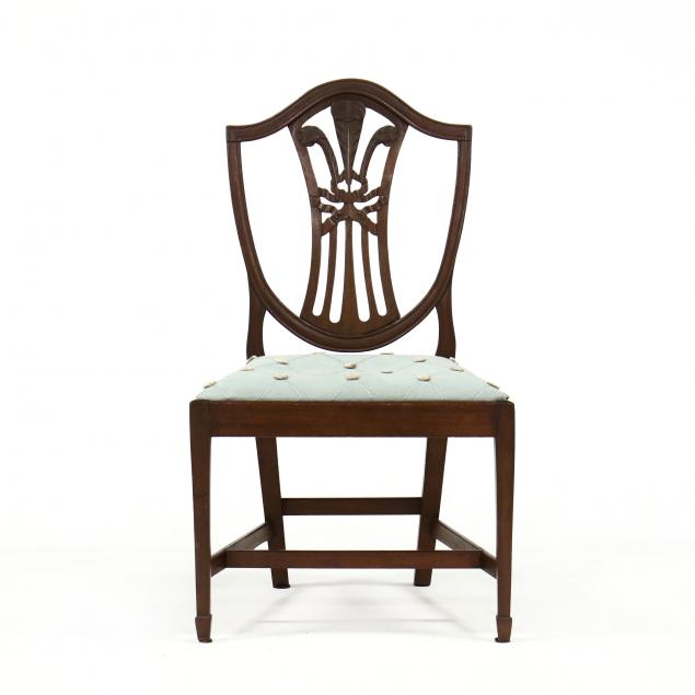 hepplewhite-carved-mahogany-side-chair