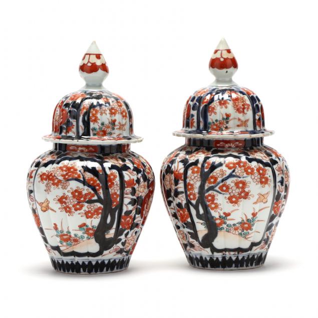 pair-of-chinese-imari-porcelain-lidded-ginger-jars