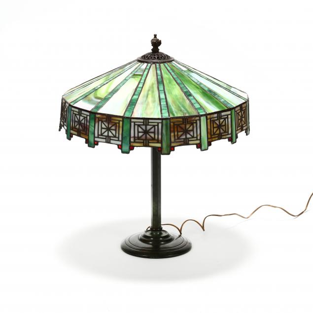 arts-and-crafts-stained-glass-table-lamp