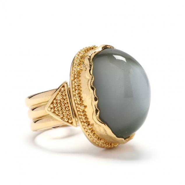 gold-and-cat-s-eye-moonstone-ring