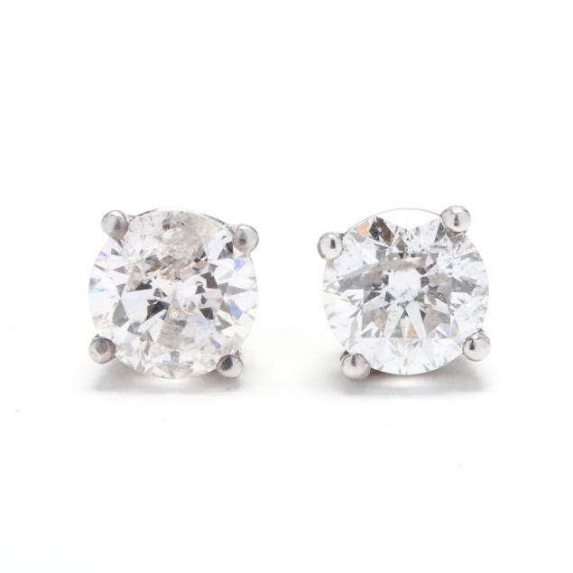 pair-of-14kt-white-gold-diamond-stud-earrings