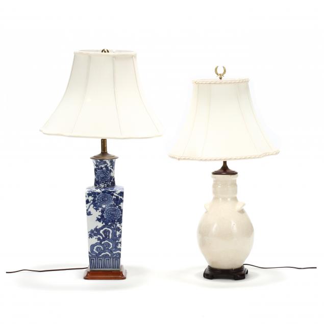 two-chinese-decorative-porcelain-table-lamps