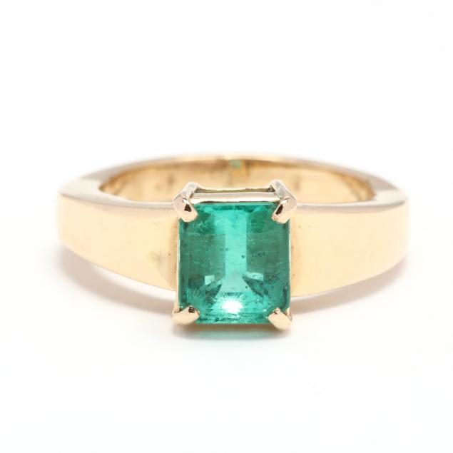 gold-and-emerald-ring