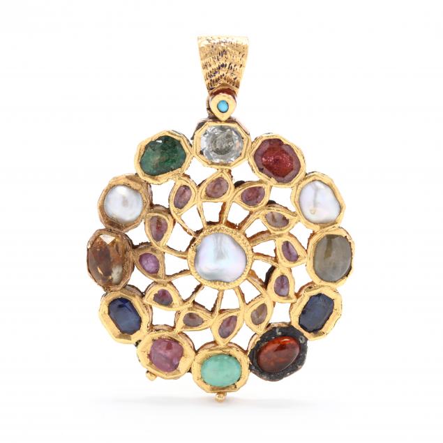gold-polychrome-enamel-and-gem-set-pendant