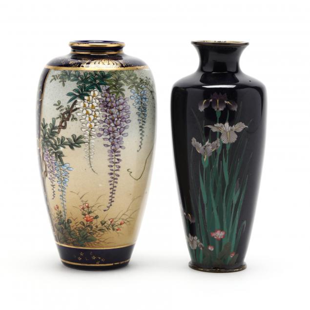 two-japanese-vases