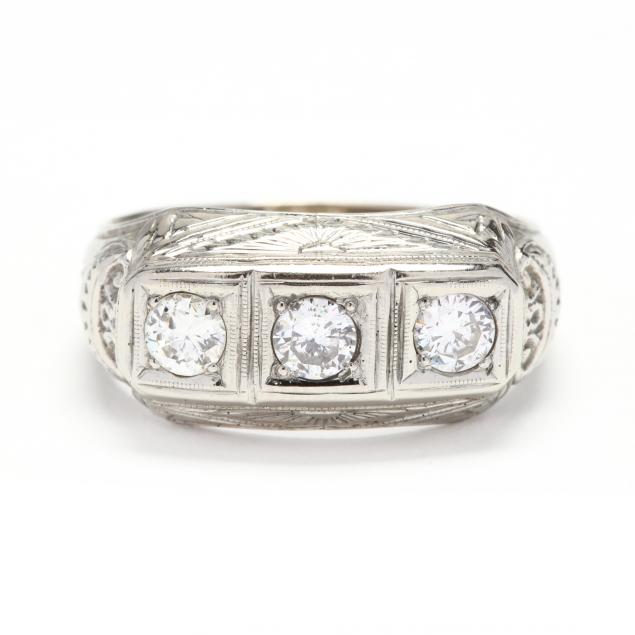 vintage-18kt-white-gold-and-diamond-ring
