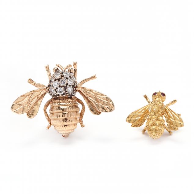 two-gold-bee-brooches