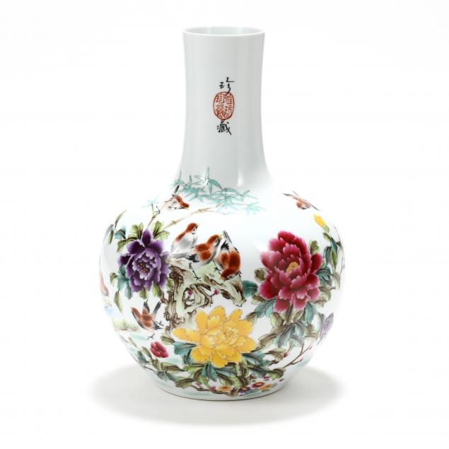 a-chinese-porcelain-vase-with-birds-and-flowers