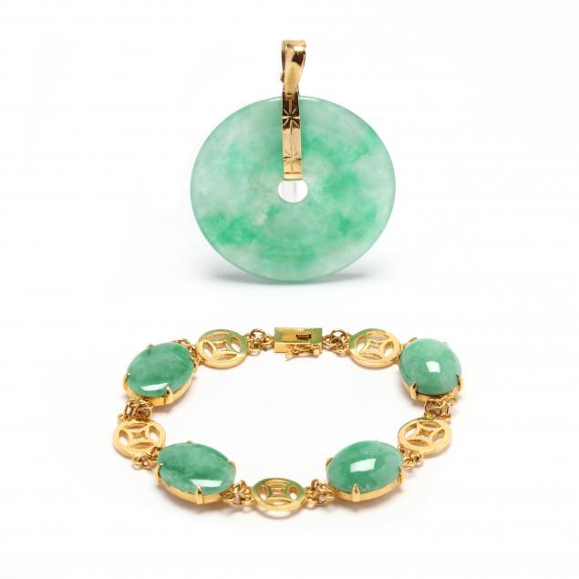 18kt-gold-and-jadeite-bracelet-and-a-gold-and-jadeite-pendant