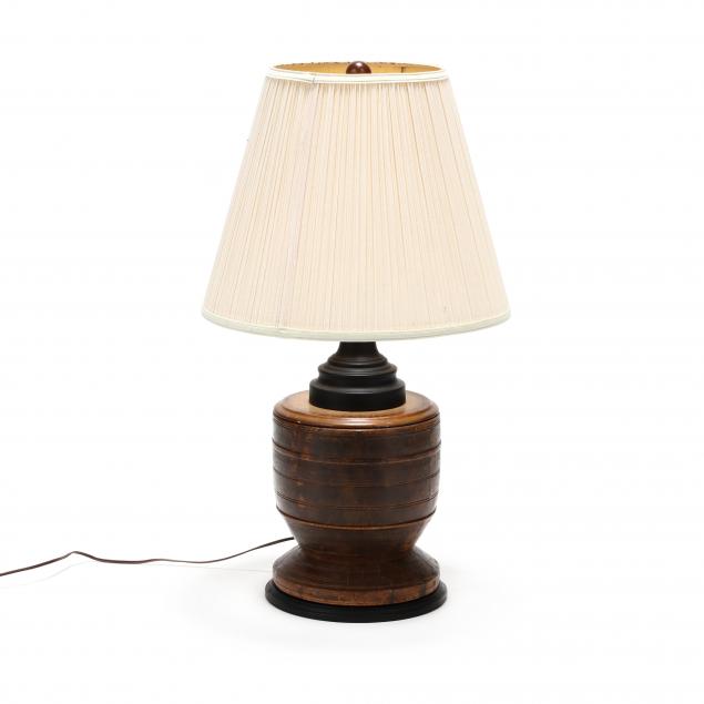 vintage-carved-wood-table-lamp