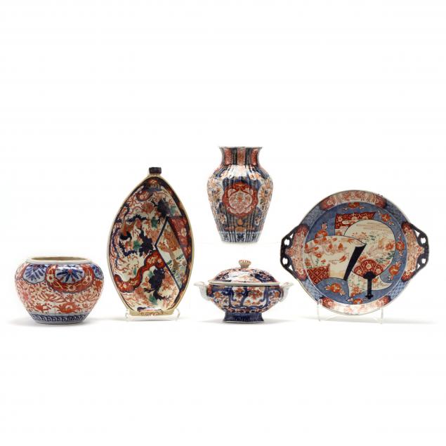 a-group-of-five-japanese-imari-porcelain