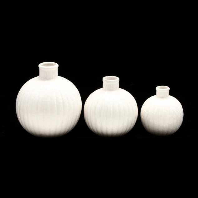tiffany-co-set-of-three-modern-graduated-ceramic-vases