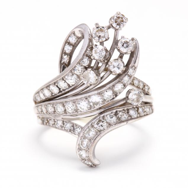 18kt-white-gold-and-diamond-ring