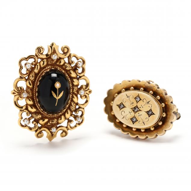 two-vintage-gold-brooches