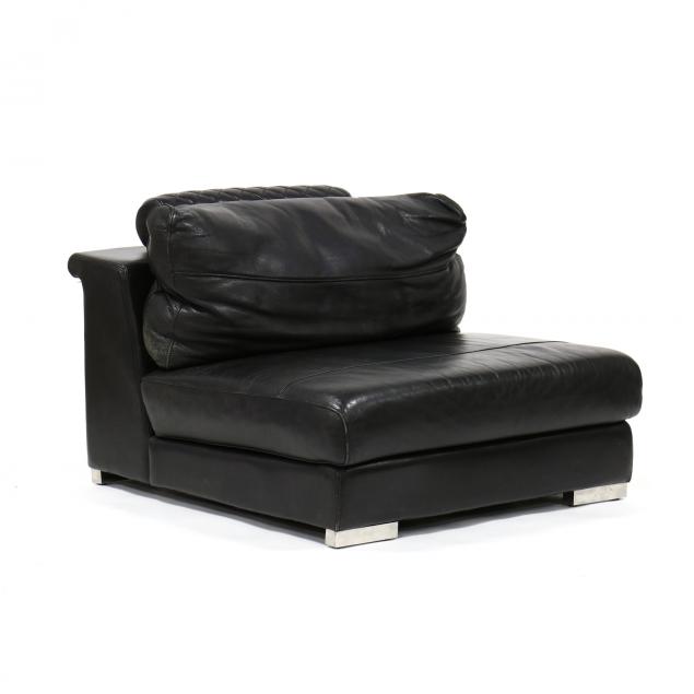 coutoure-international-leather-club-chair