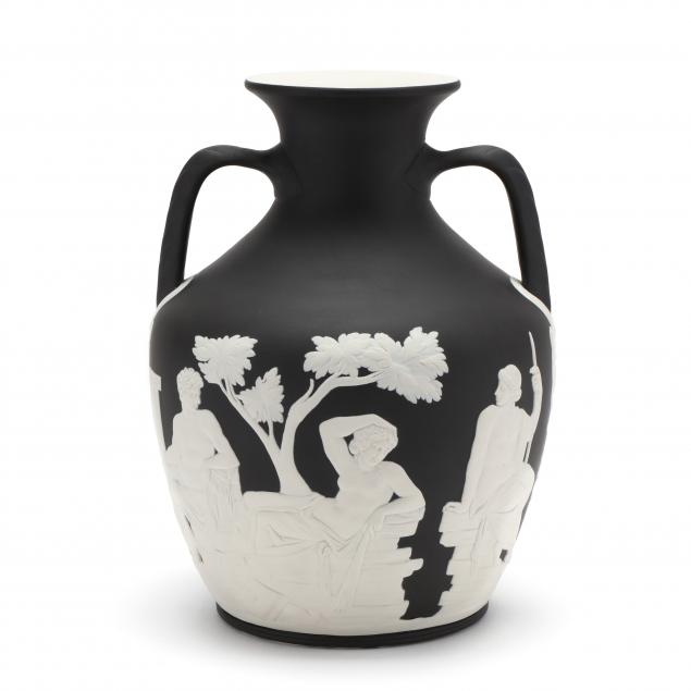 wedgwood-limited-edition-of-the-portland-vase