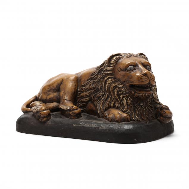 antique-continental-carved-and-giltwood-lion
