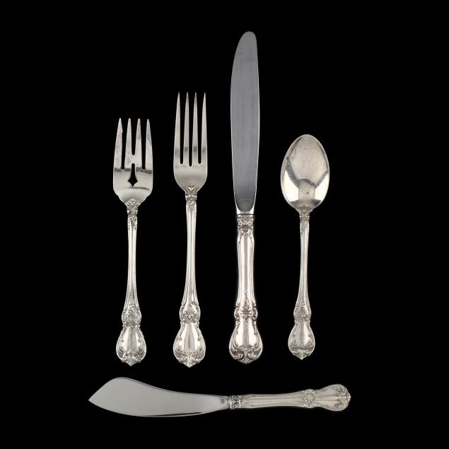 towle-i-old-master-i-sterling-silver-flatware-service