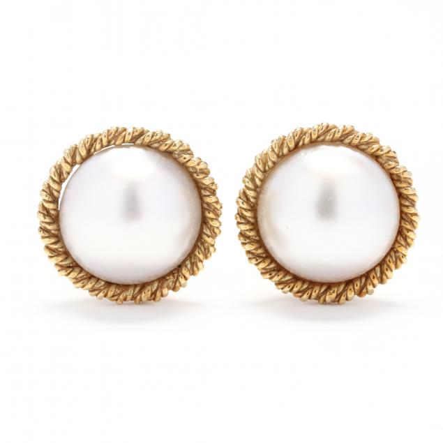 18kt-gold-and-mabe-pearl-earrings