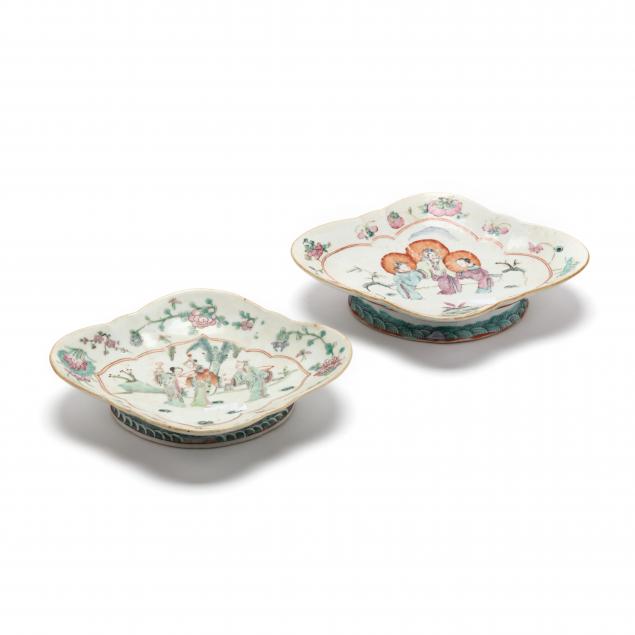 two-chinese-porcelain-oblong-quatrefoil-footed-dishes