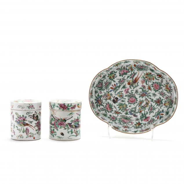 a-chinese-export-porcelain-butterfly-tray-and-two-lidded-jars