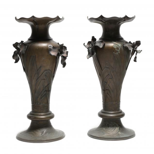 a-pair-of-japanese-bronze-floor-vases