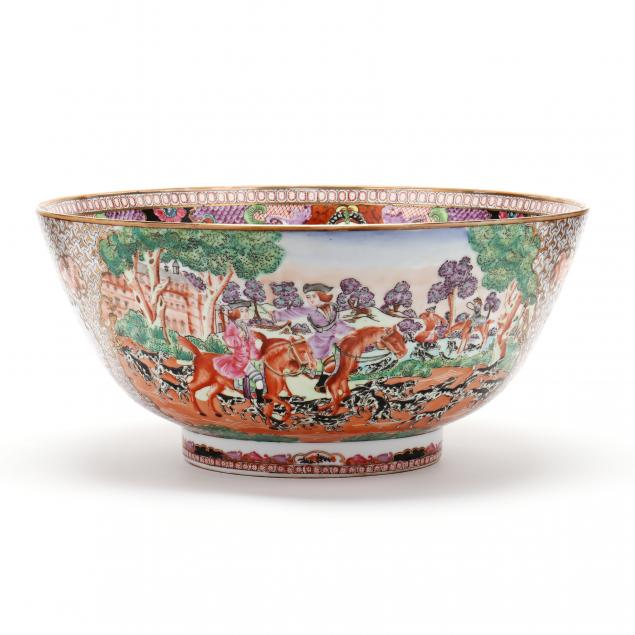 a-large-chinese-export-porcelain-mandarin-palette-fox-hunting-punch-bowl