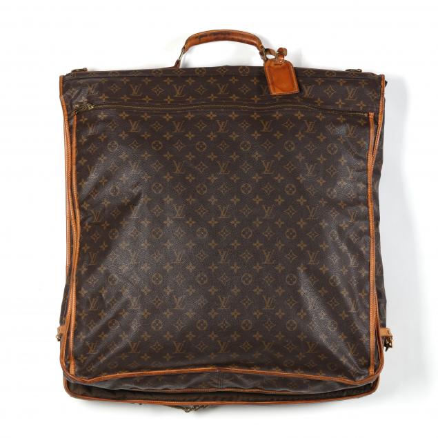 vintage-garment-carrier-louis-vuitton