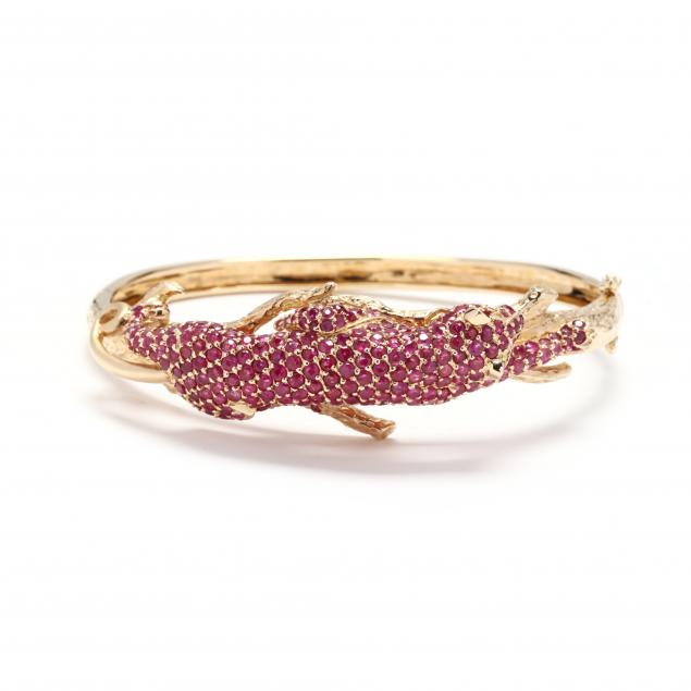 gold-and-ruby-panther-bracelet