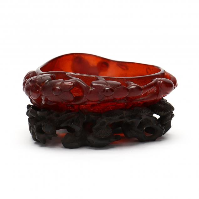 a-chinese-carved-amber-brush-washer