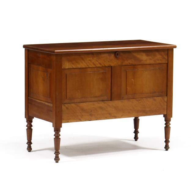 american-sheraton-cherry-banket-chest