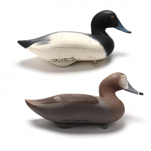 harry-jobes-md-1936-2019-pair-of-bluebill-decoys