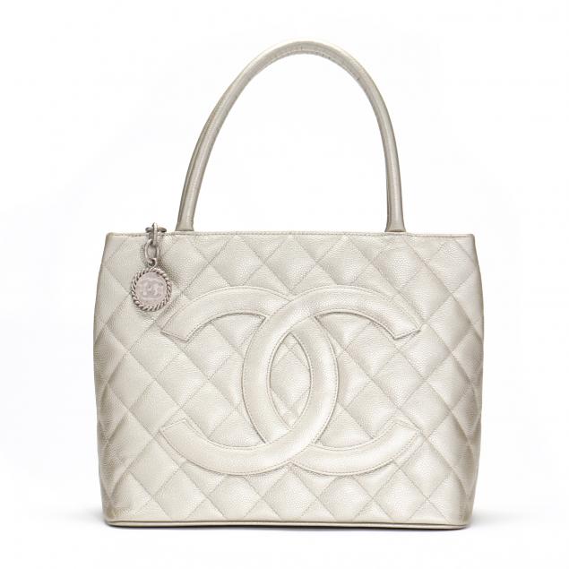 Chanel, Metallic Caviar Quilted Tote (Lot 3022 - Luxury Accessories ...