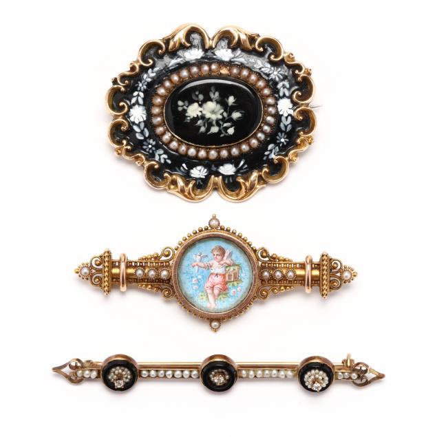 three-antique-jewelry-items