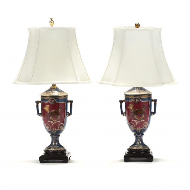pair-of-decorative-equestrian-fox-hunt-themed-table-lamps