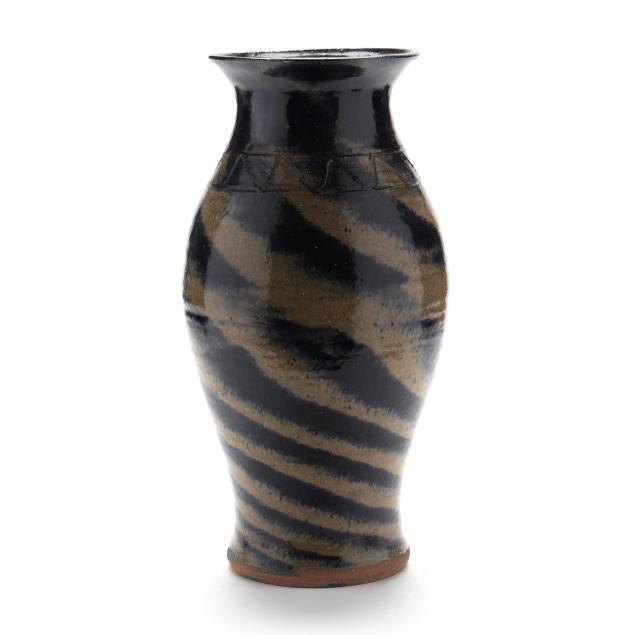 Dwayne Craig (Catawba Valley, NC, B.1974), Large Swirl Vase (Lot 1323 ...