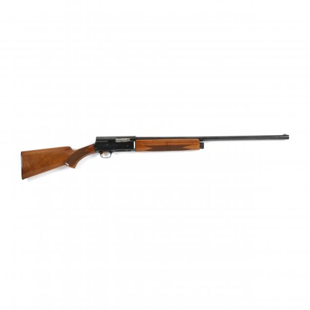 browning-12-gauge-model-light-twelve-semi-automatic-shotgun