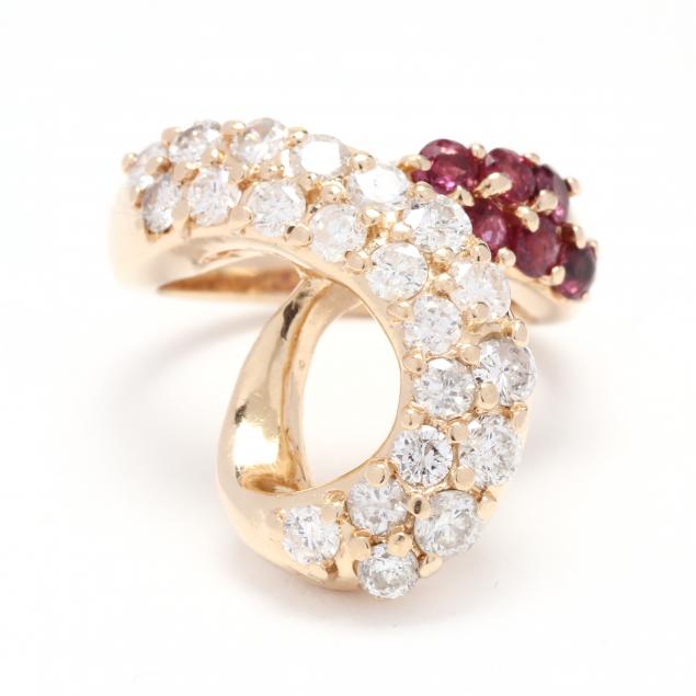 gold-and-gem-set-ring