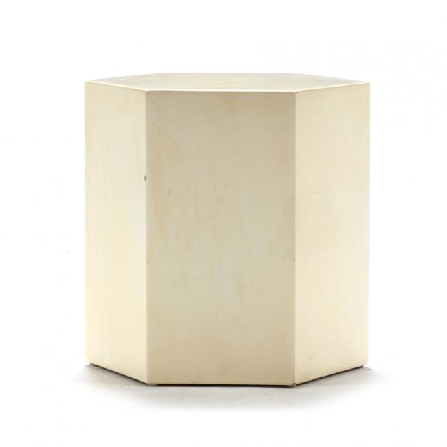 modern-lacquered-hexagonal-low-pedestal