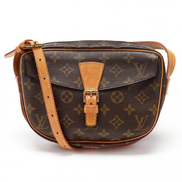 Vintage Louis Vuitton Jeune Fille Crossbody Bag (Lot 1473 - September  Estate Auction Sep 21, 2023, 9:00am)