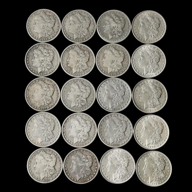 investor-roll-of-morgan-silver-dollars