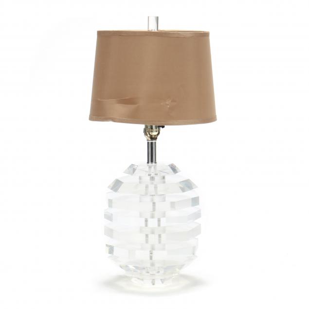 vintage-stacked-lucite-table-lamp-marlee