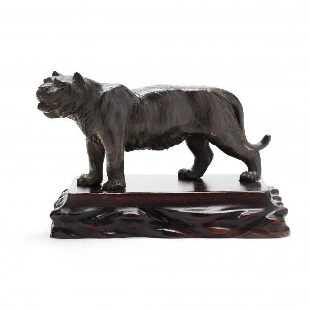 a-japanese-meiji-period-bronze-tiger-okimono