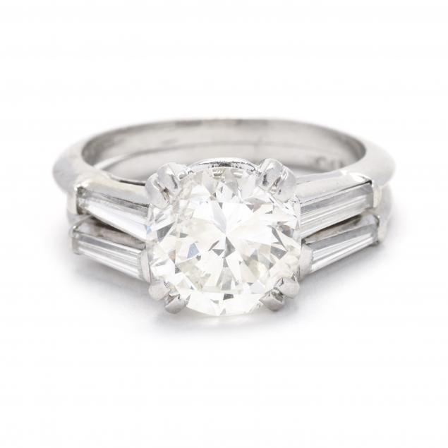 platinum-and-diamond-ring-with-fitted-band