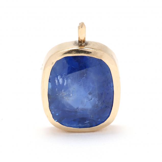 gold-and-blue-sapphire-pendant